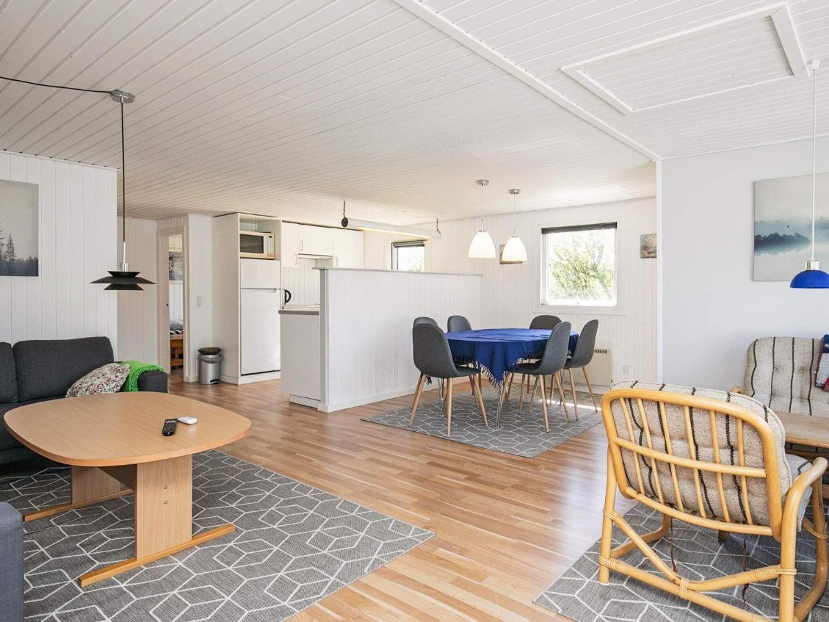 4 Person Holiday Home In L Kken Lokken Exterior photo